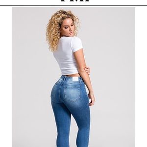 Ymi high waisted jeans